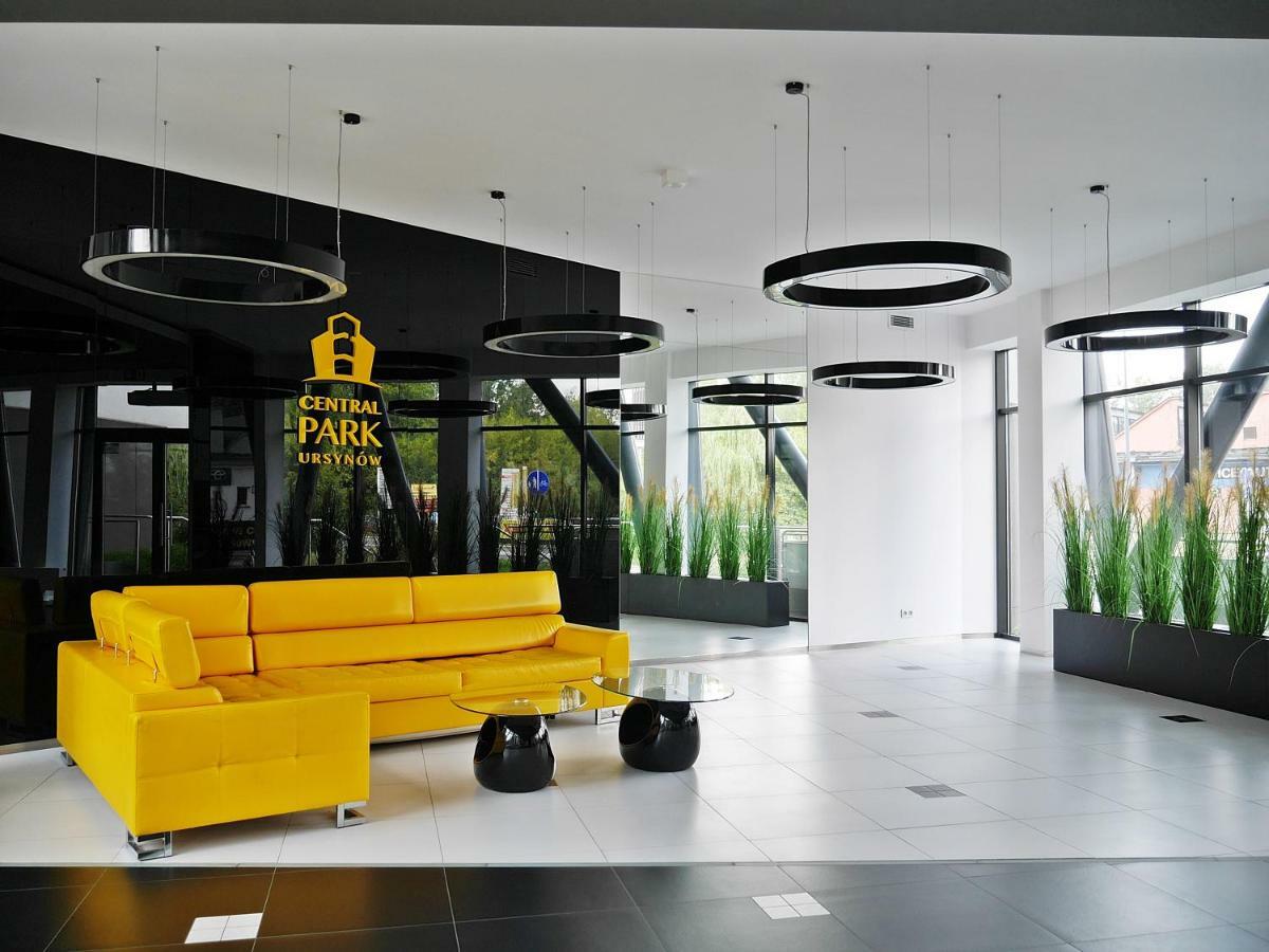 Airport Residence Orange Варшава Екстер'єр фото
